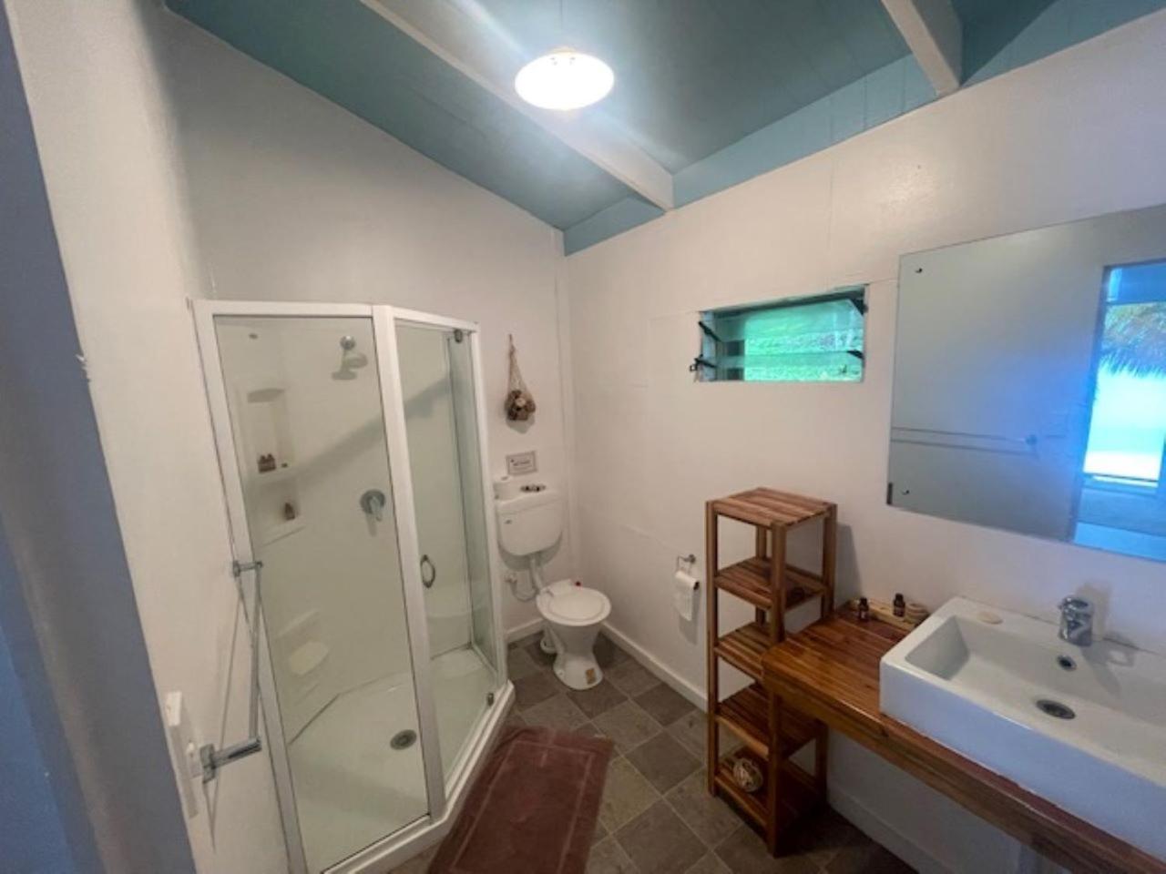 Tongan Beach Resort Utungake Extérieur photo